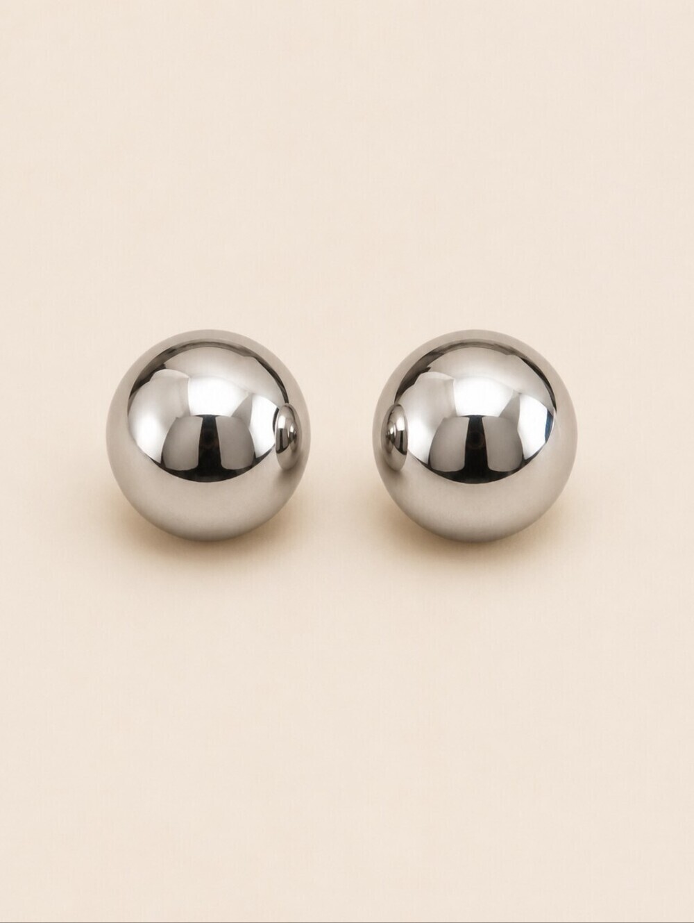 3/$30 VTG Silvertone Mod Dome Circle Button Clip-on Earrings